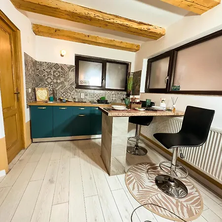 Sunflower Free Parking